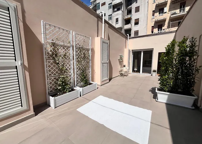 Relax House Citycenter *